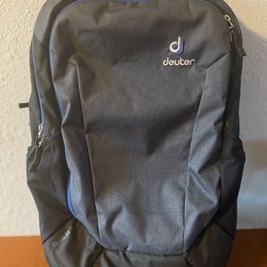 Deuter Giga SL Airstripes backpack